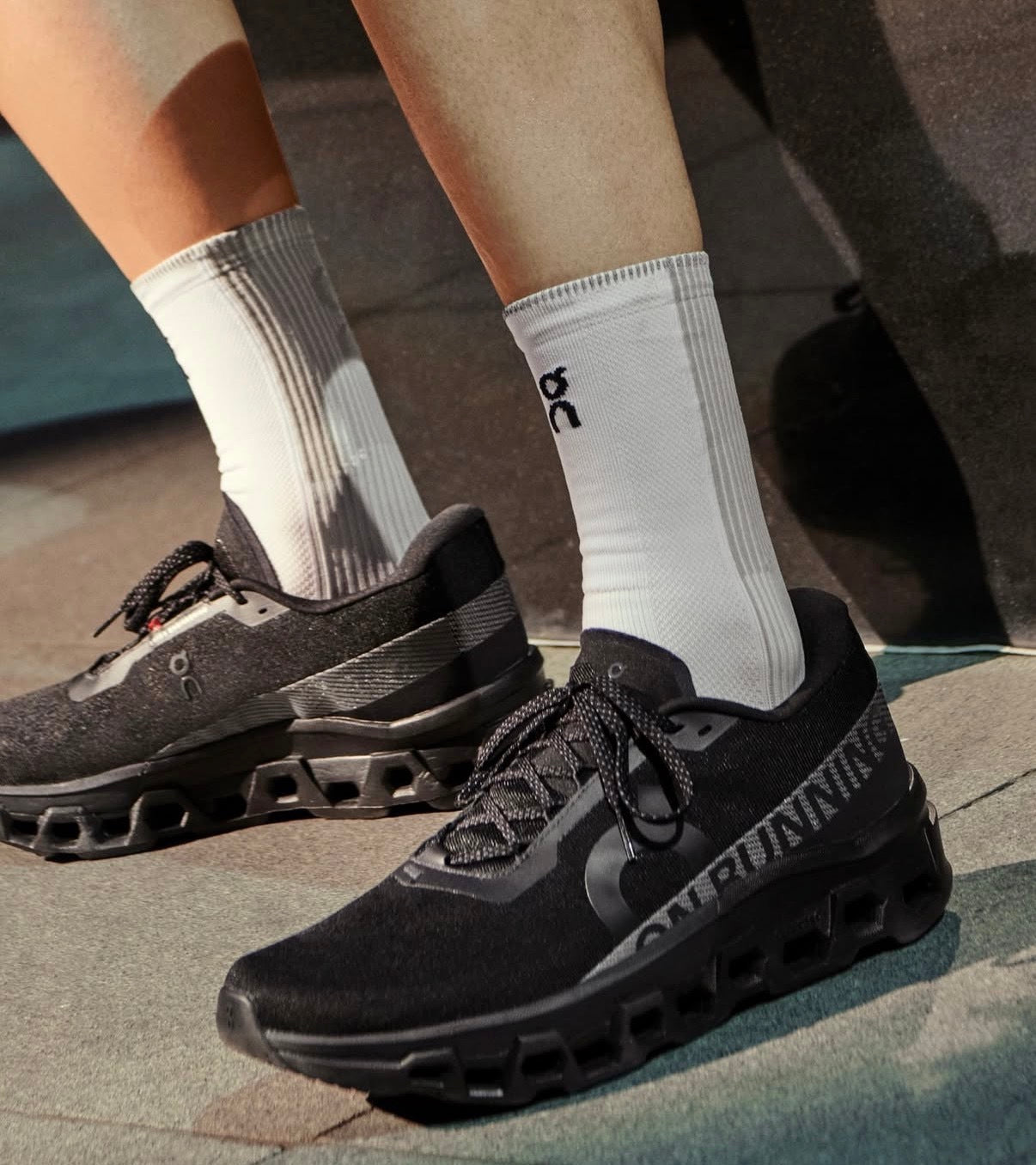 On Running Cloudmonster 2 Black Eclipse
