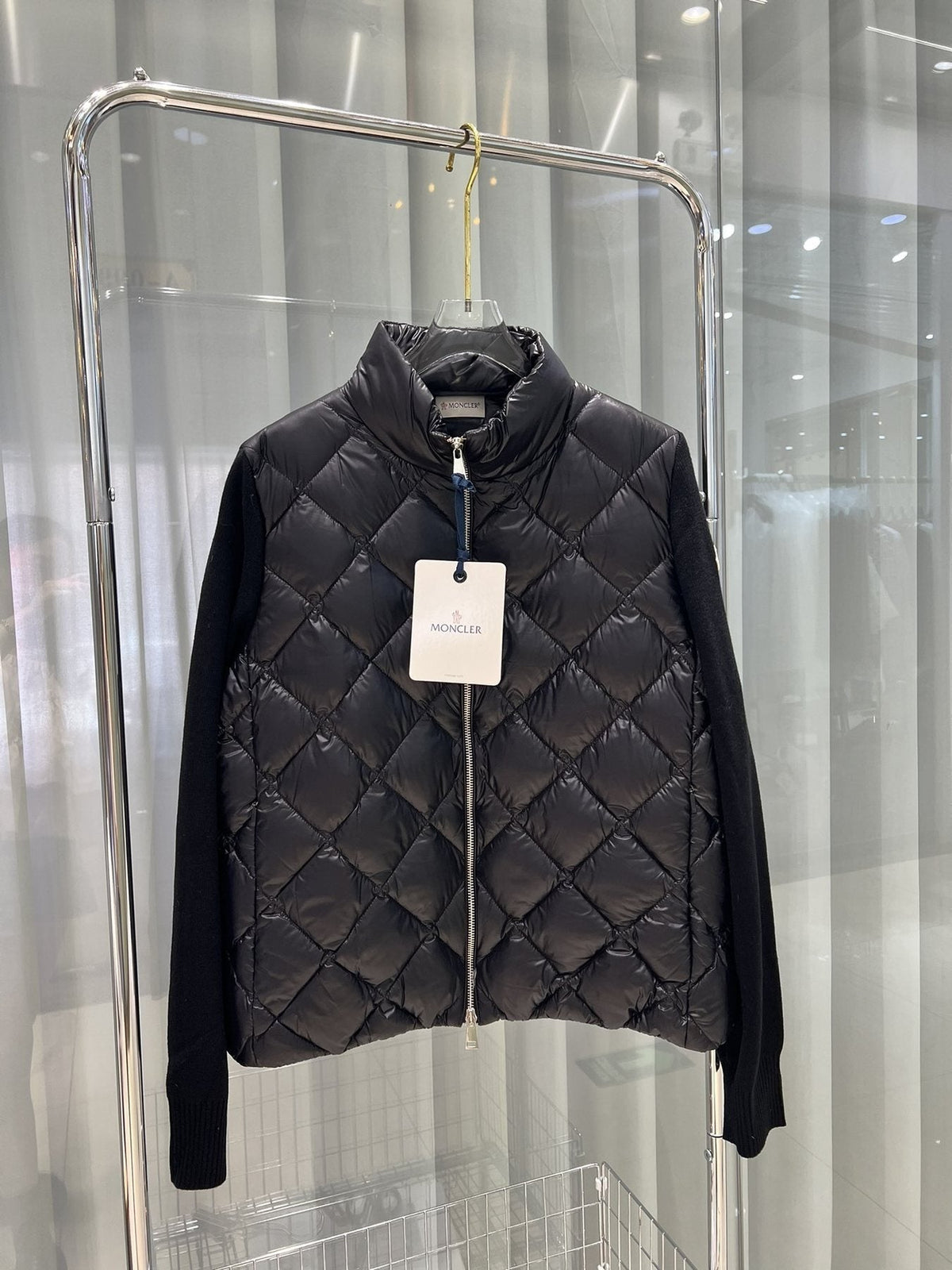 Moncler Diamond-Quilted Knit Sleeve Jacket