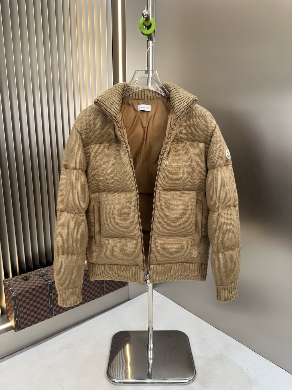 Moncler Quilted Knit-Sleeve Puffer Coat